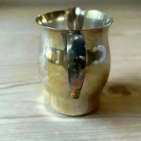 Wm Rogers Paul Revere Reproduction Silverplated Cream Pitcher Vintage - Picture 4 of 6